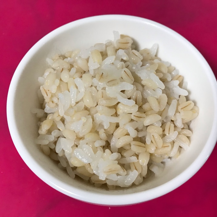 もち麦ご飯の炊き方 もち麦7割 レシピ 作り方 By 黒猫ガンコちゃん 楽天レシピ